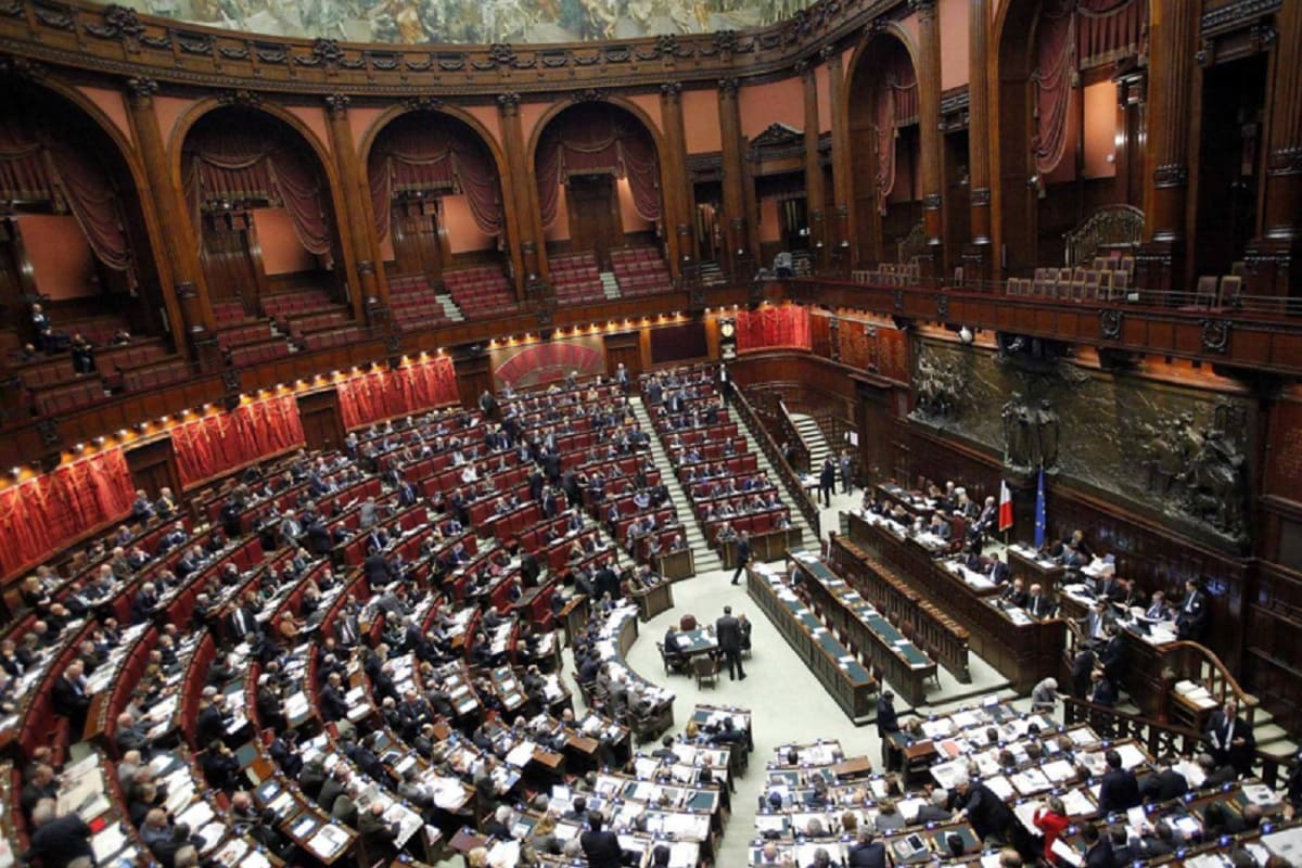 Manovra, i conti non tornano: ‘buco’ da 700 milioni di euro