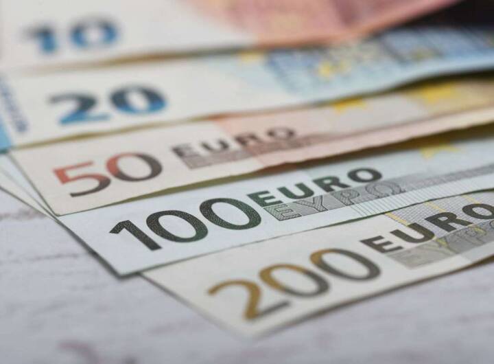 Stipendi più bassi a marzo
