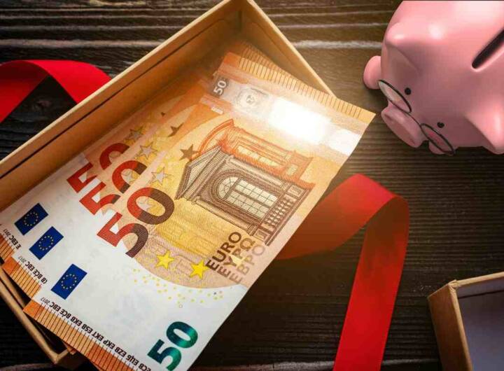 Chi non desidera risparmiare qualche euro in più ogni mese? Personalmente, ho scoperto cinque semplici trucchi