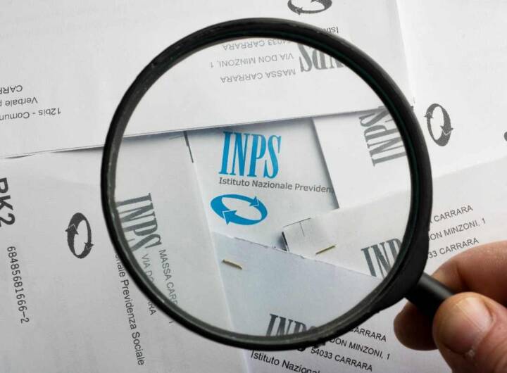 L'importo dell'indennizzo commercianti è pari al trattamento minimo INPS, che nel 2025 ammonta a 603,40 euro al mese.