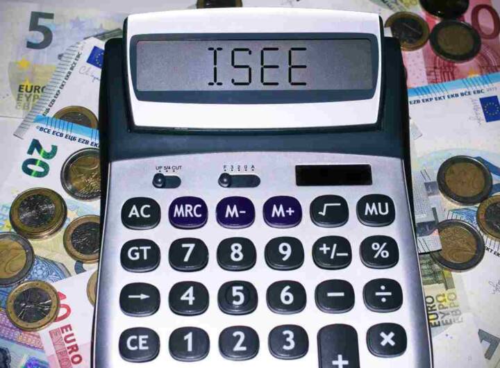 Con l'entrata in vigore di nuove normative ogni anno, molti cittadini si chiedono come aggiornare la propria posizione ISEE.