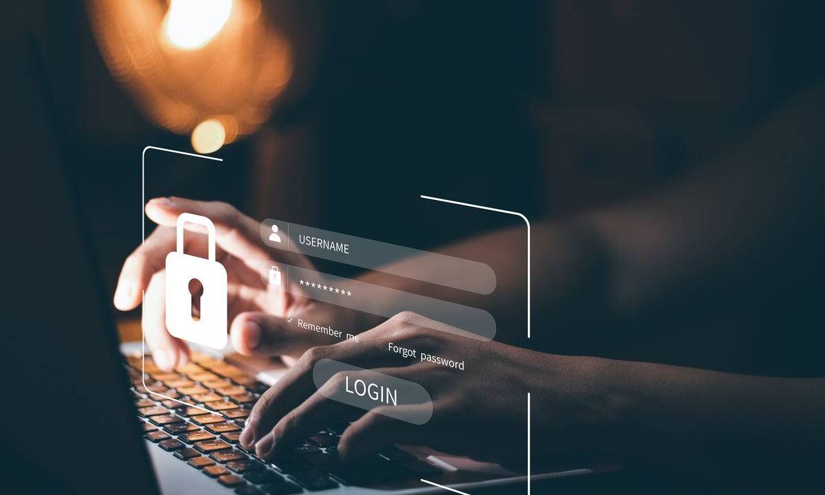Questa truffa micidiale sta facendo vittime anche tra i più navigati