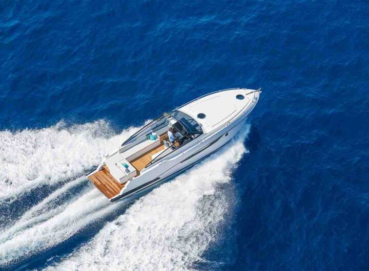 In particolare, l’idea di trascorrere una giornata sul mare su una barca, che fino a poco tempo fa sembrava un privilegio esclusivo