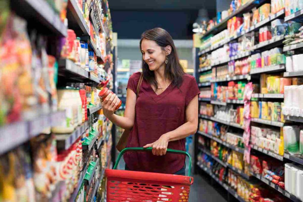 Donna supermercato