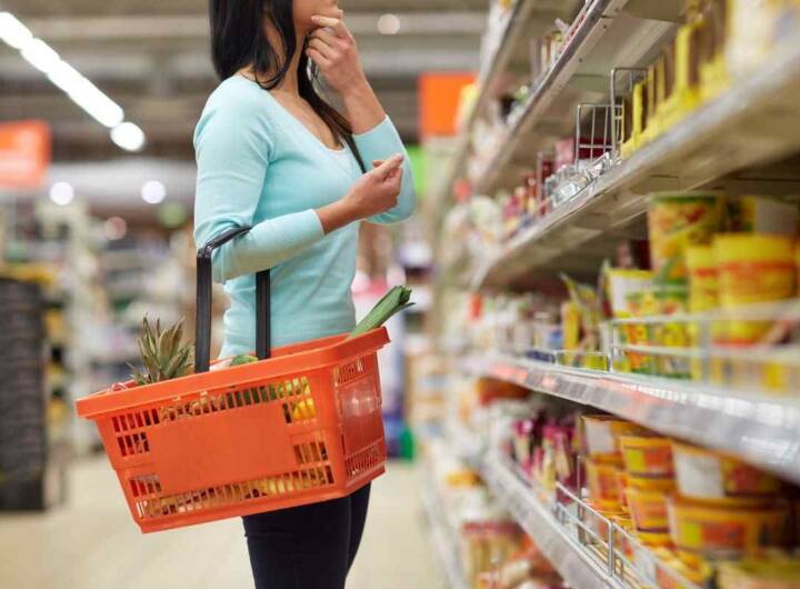 Donna supermercato