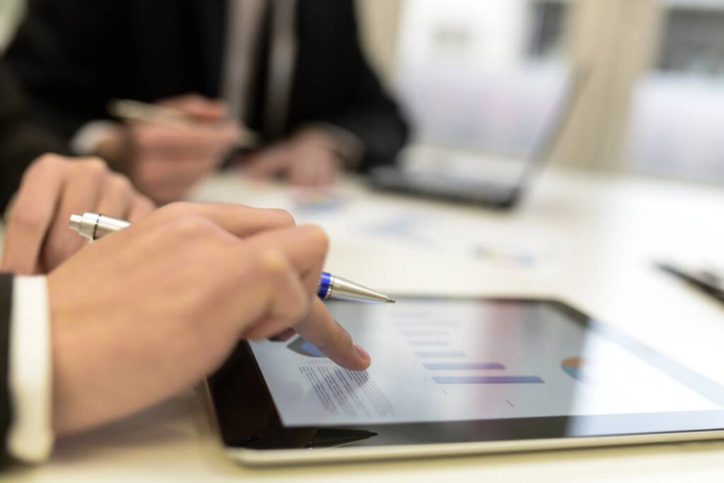 Approccio investigativo B2B: come l’intelligence investigativa supporta le decisioni aziendali